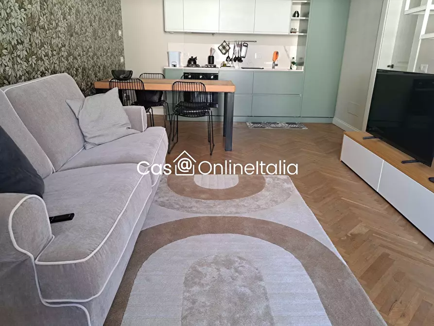 Immagine 6 di Appartamento in vendita  in Via Convenevole da Prato a Prato