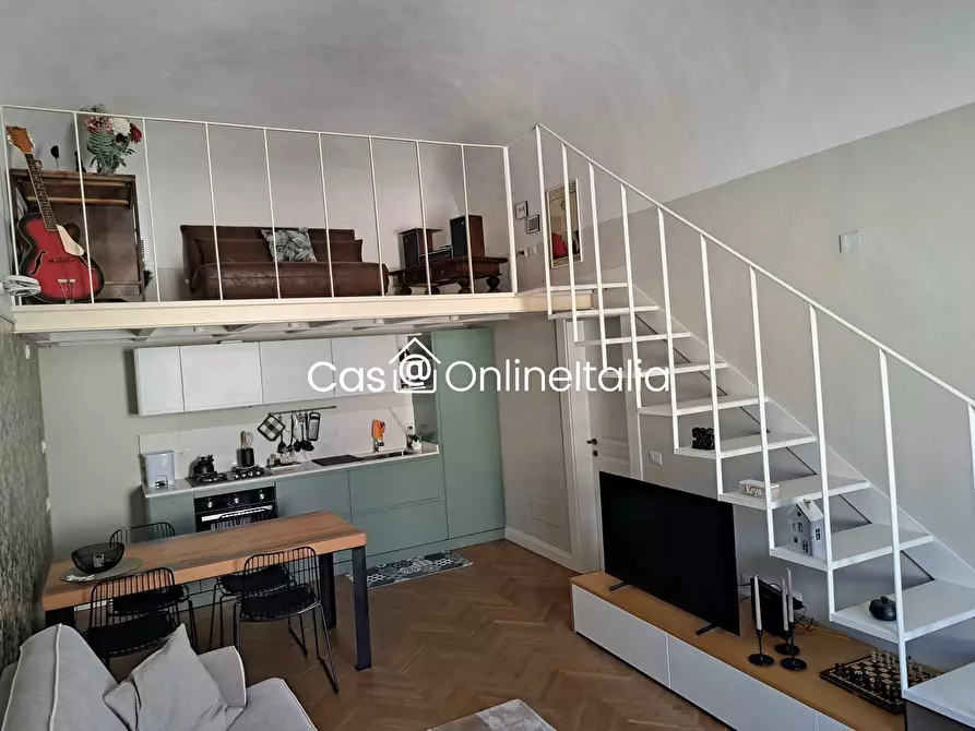 Immagine 5 di Appartamento in vendita  in Via Convenevole da Prato a Prato