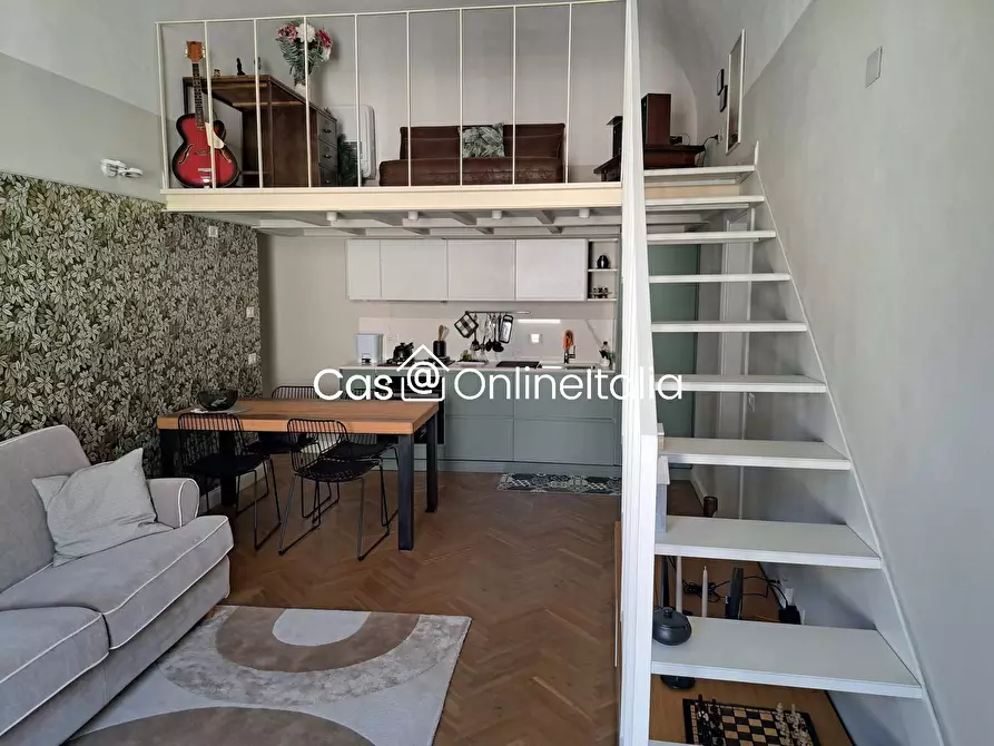 Immagine 3 di Appartamento in vendita  in Via Convenevole da Prato a Prato
