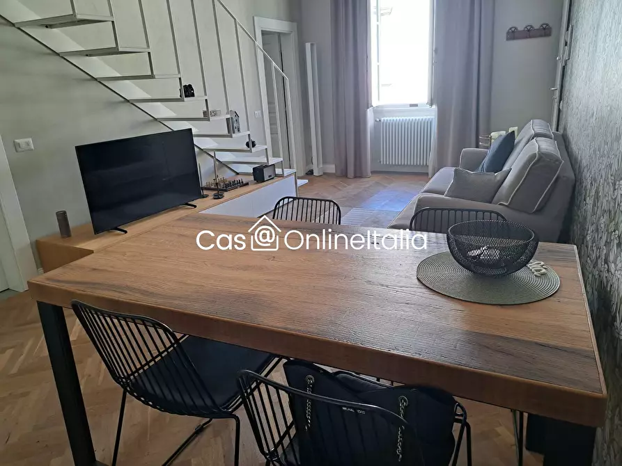 Immagine 13 di Appartamento in vendita  in Via Convenevole da Prato a Prato
