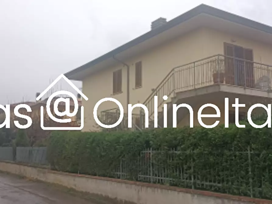Immagine 2 di Appartamento in vendita  in Via Ignazio Silone 37 a Castiglione Del Lago