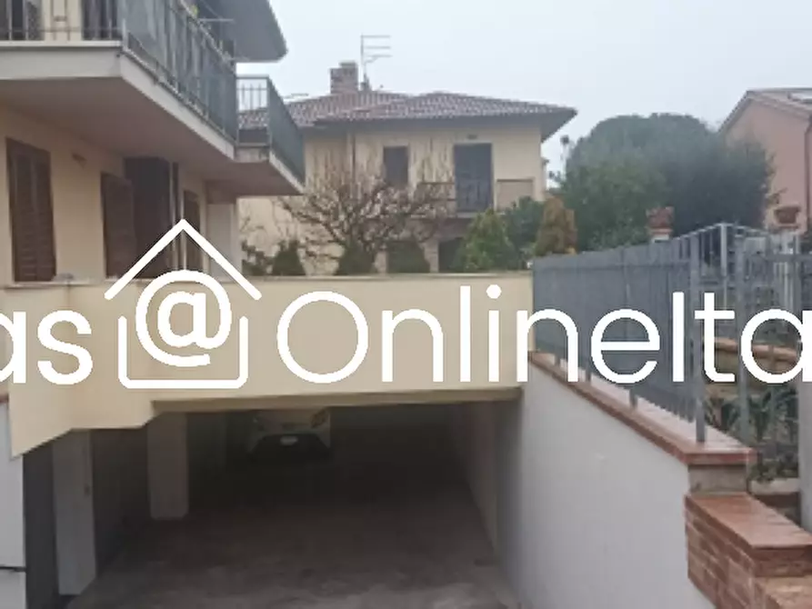 Immagine 11 di Appartamento in vendita  in Via Ignazio Silone 37 a Castiglione Del Lago