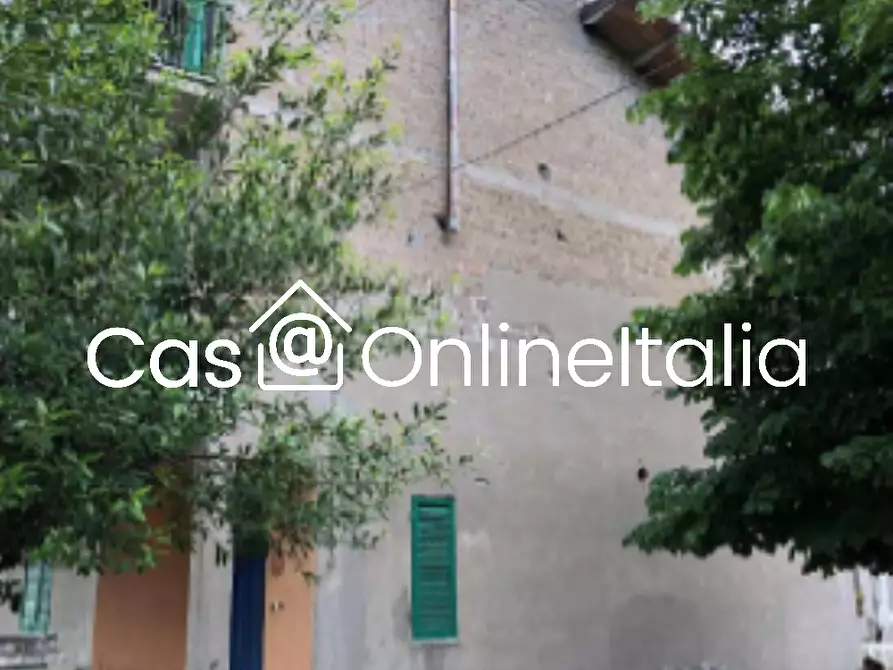 Immagine 4 di Casa indipendente in vendita  in Via Amedeo 59 a Castiglione Del Lago