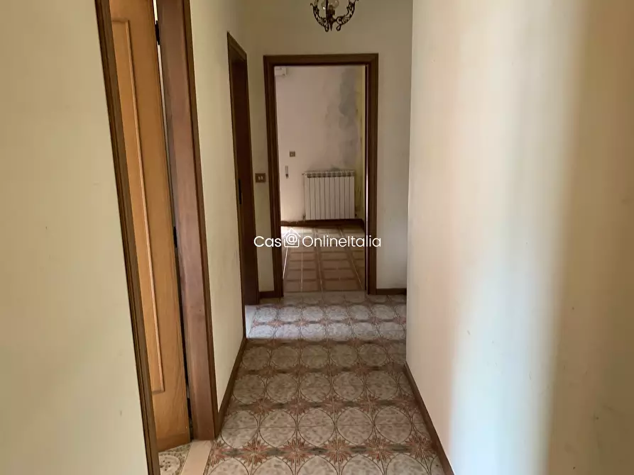 Immagine 10 di Appartamento in vendita  in Via Luigi Caprera 80 a Perugia