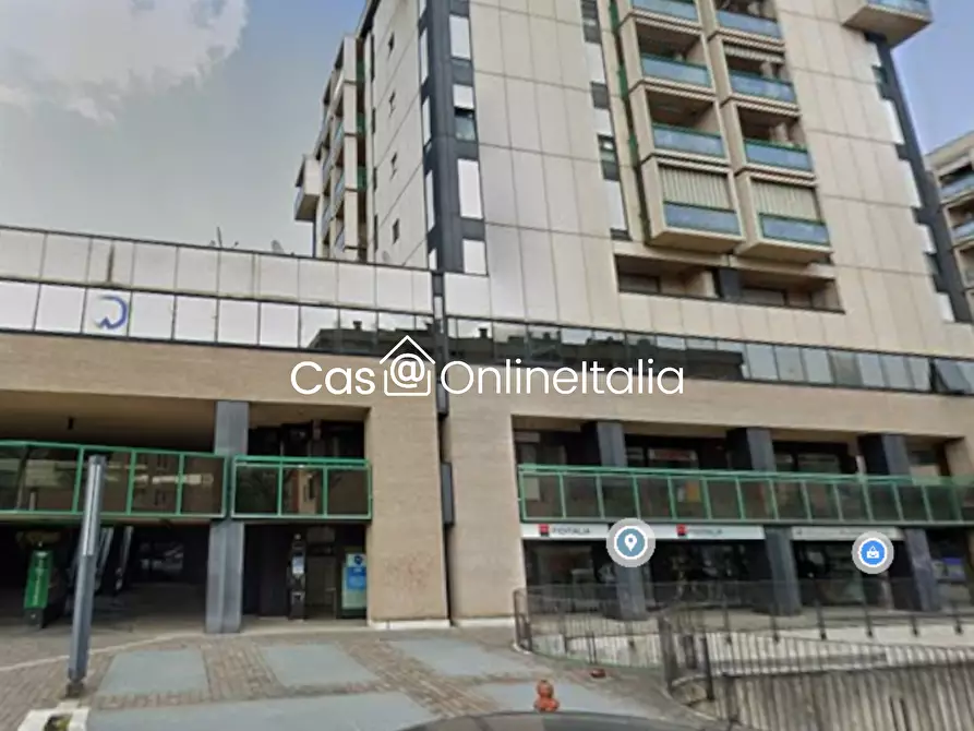 Immagine 1 di Negozio in vendita  in Via Martiri dei Lager 102 a Perugia