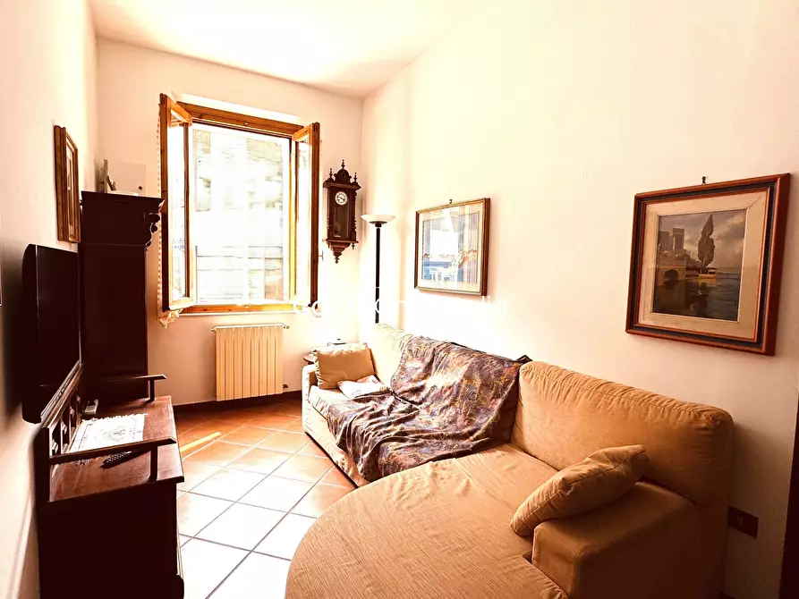 Immagine 10 di Appartamento in vendita  in Via Vincenzo da Filicaia 26 a Prato
