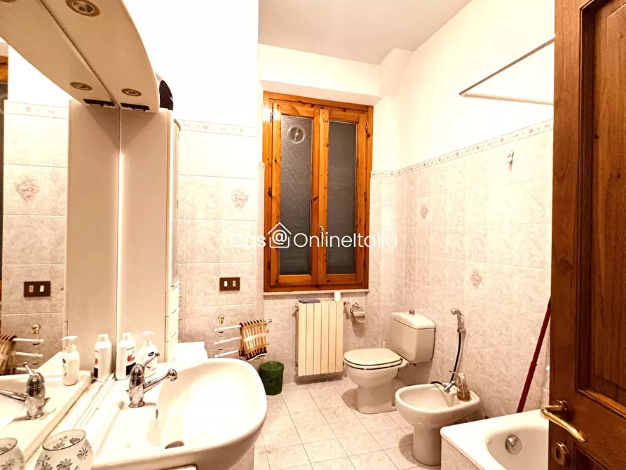 Immagine 18 di Appartamento in vendita  in Via Vincenzo da Filicaia 26 a Prato