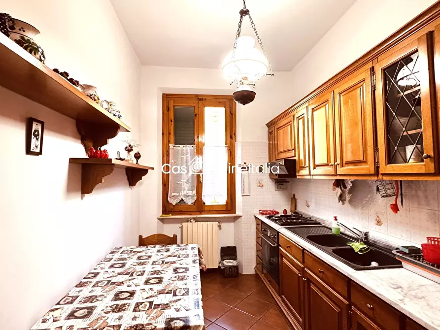 Immagine 1 di Appartamento in vendita  in Via Vincenzo da Filicaia 26 a Prato