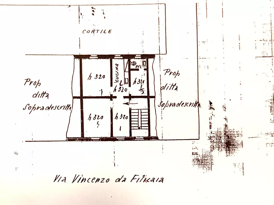 Immagine 20 di Appartamento in vendita  in Via Vincenzo da Filicaia 26 a Prato