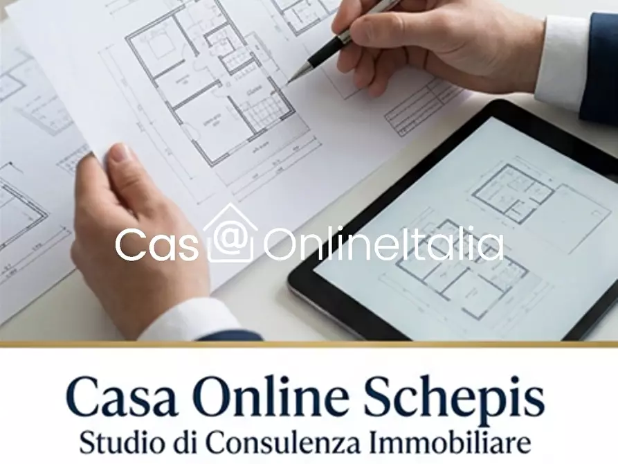 Immagine 8 di Negozio in vendita  in Via della Ninfa 3 a Perugia