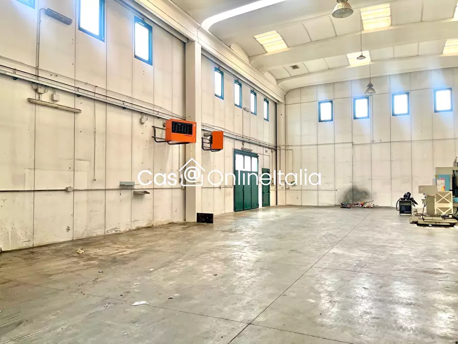 Immagine 8 di Capannone industriale in affitto  in Via Ugo la Malfa 18 a Signa