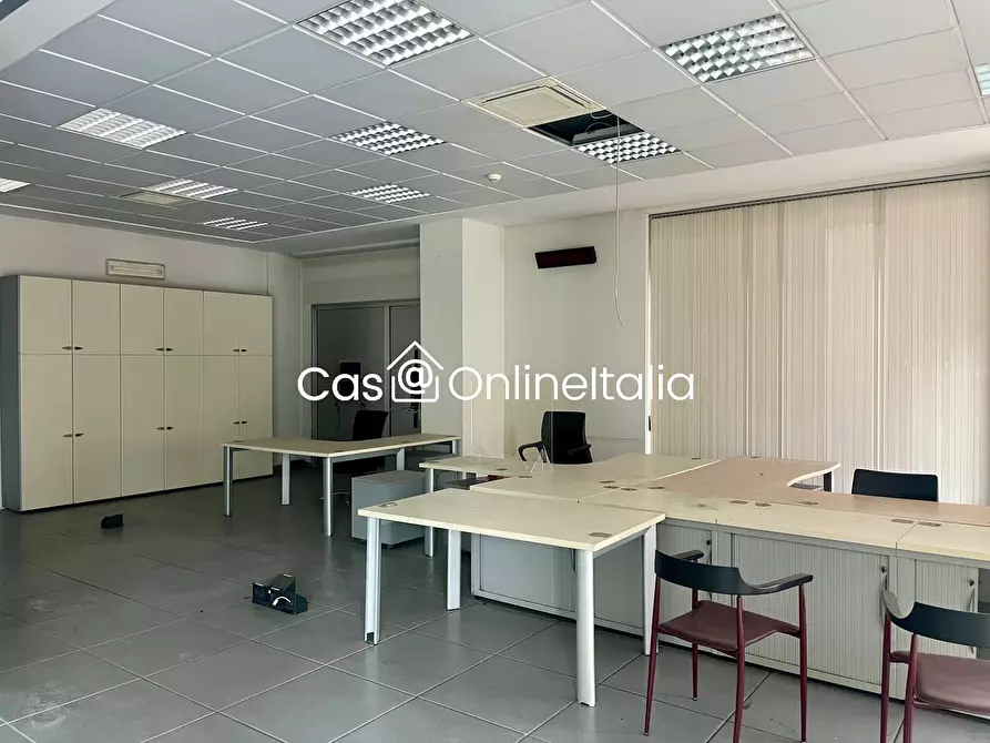 Immagine 1 di Ufficio in affitto  in Largo Capitelloni 1 a Signa