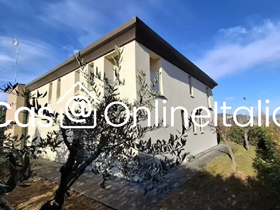 Immagine 8 di Villa in vendita  in Via Fratelli Cairoli 1 a Corciano