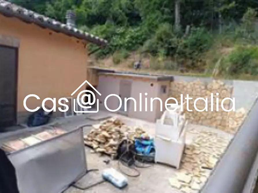 Immagine 4 di Casa indipendente in vendita  in Via del Fienile 36 a Perugia