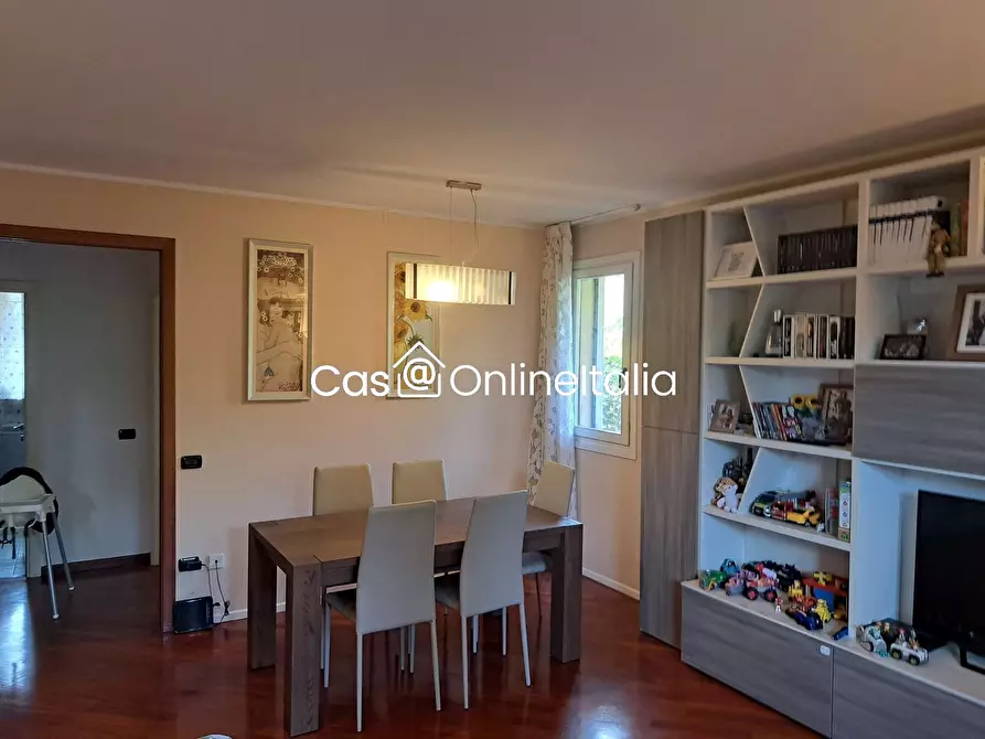 Immagine 7 di Appartamento in vendita  in Via Anna Magnani a Prato