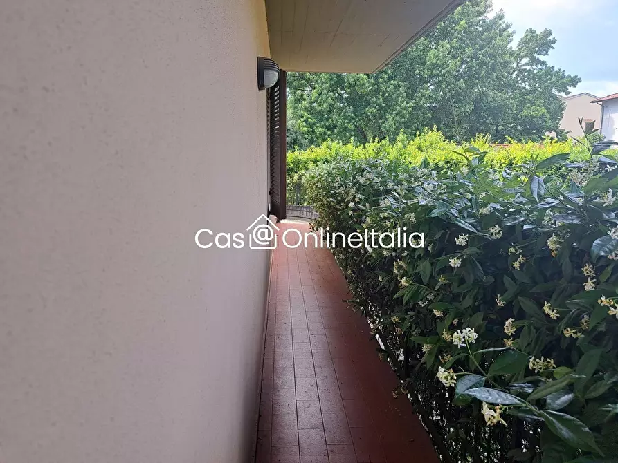 Immagine 51 di Appartamento in vendita  in Via Anna Magnani a Prato