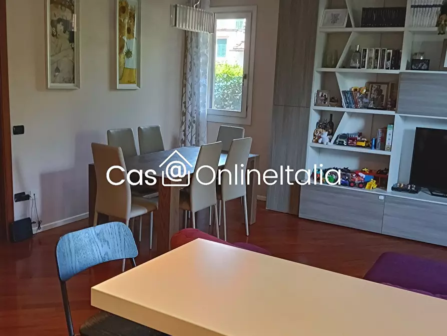 Immagine 21 di Appartamento in vendita  in Via Anna Magnani a Prato