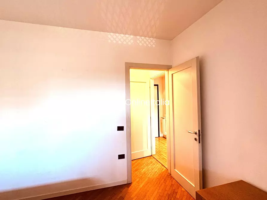 Immagine 15 di Appartamento in vendita  in Via Ridolfo Ghirlandaio 9 a Prato
