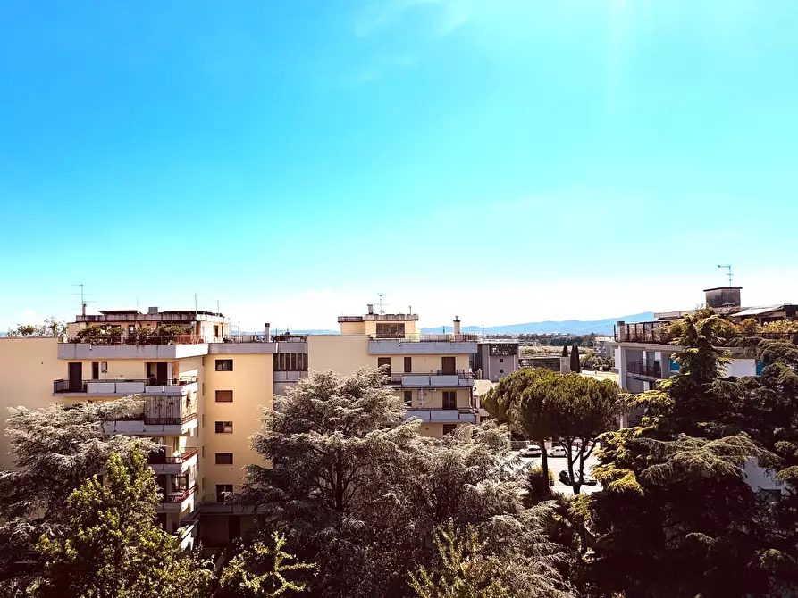 Immagine 27 di Appartamento in vendita  in Via Ridolfo Ghirlandaio 9 a Prato