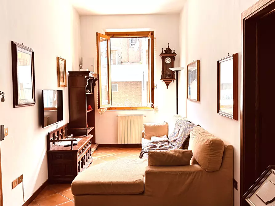 Immagine 4 di Appartamento in vendita  in Via Vincenzo da Filicaia 26 a Prato