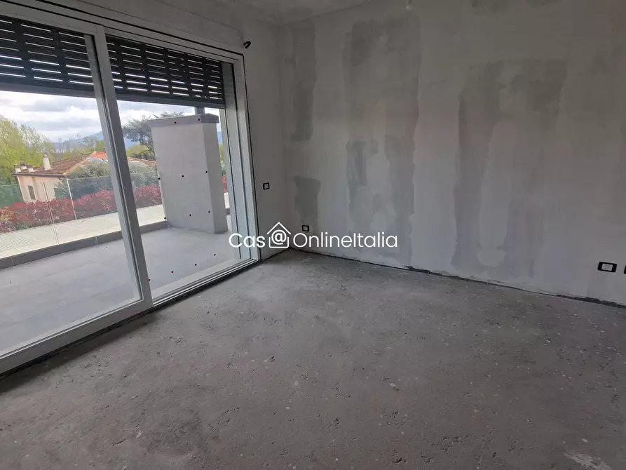 Immagine 16 di Appartamento in vendita  in Via Livornese 272 a Lastra A Signa