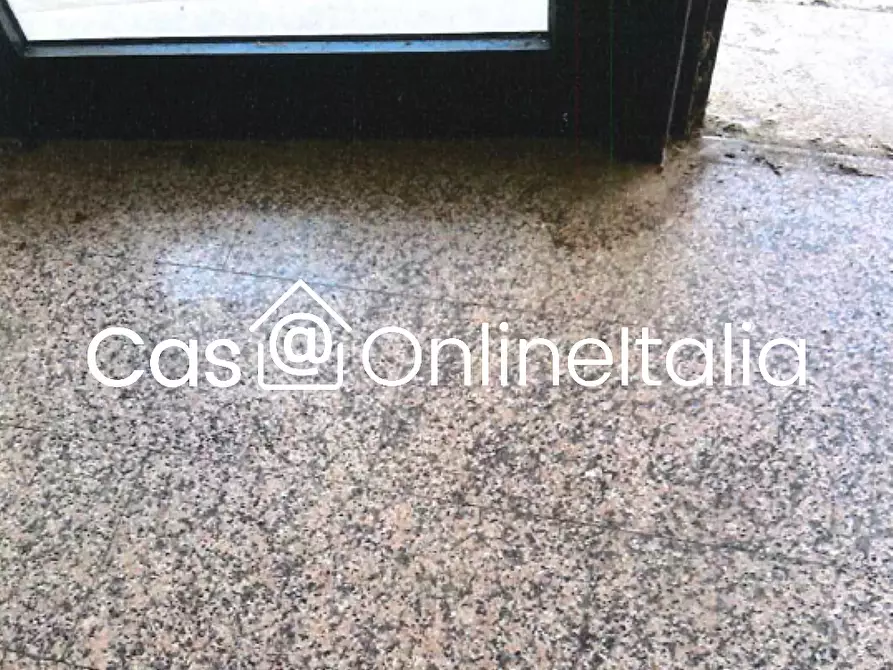 Immagine 10 di Negozio in vendita  in Strada Tuderte 75 a Perugia
