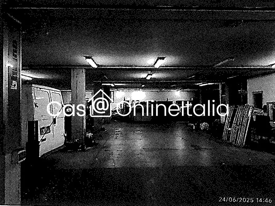 Immagine 7 di Magazzino in vendita  in Via Wolfgang Amedeo Mozart a Perugia
