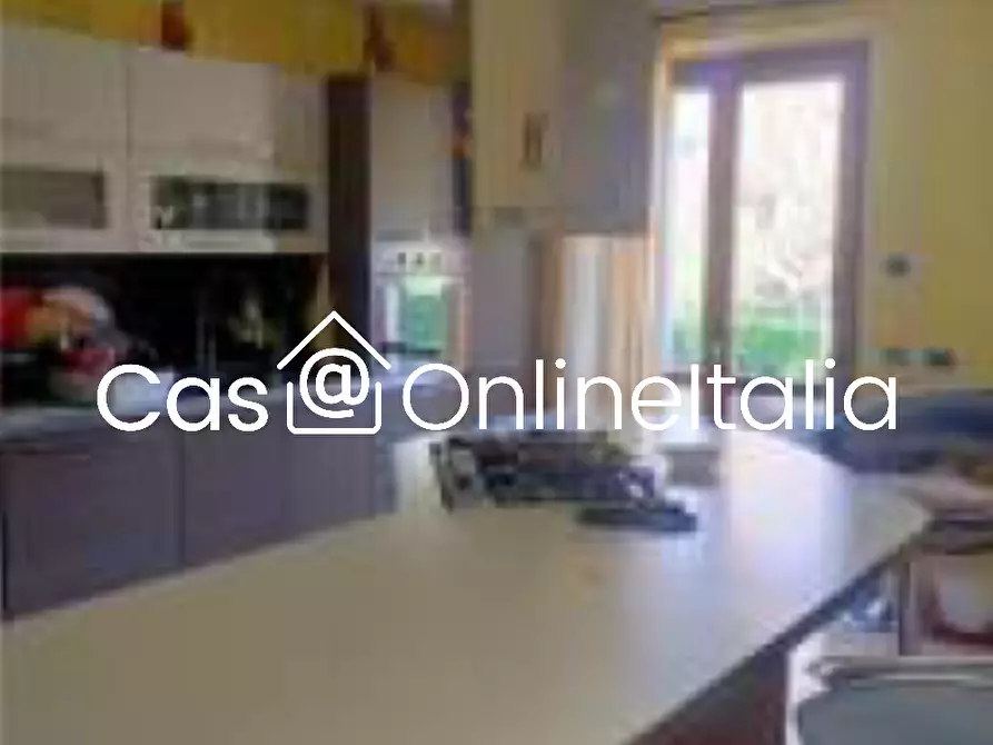Immagine 9 di Appartamento in vendita  in Via Cavour a Massa Martana