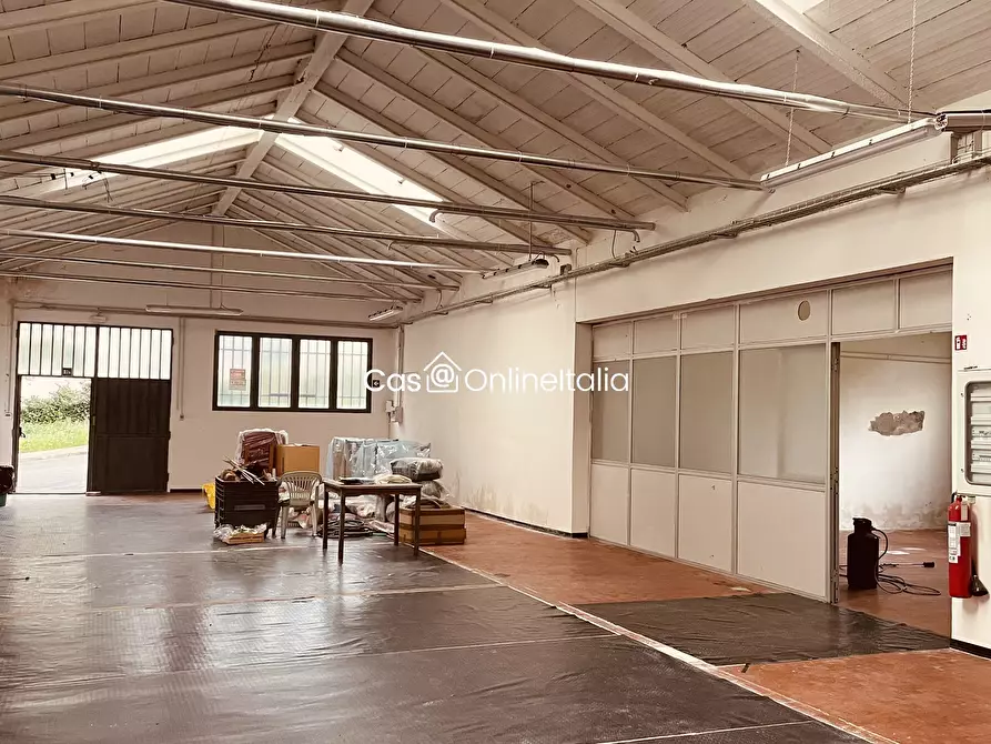 Immagine 9 di Capannone industriale in vendita  in Via della Cooperazione 25 a Vaiano