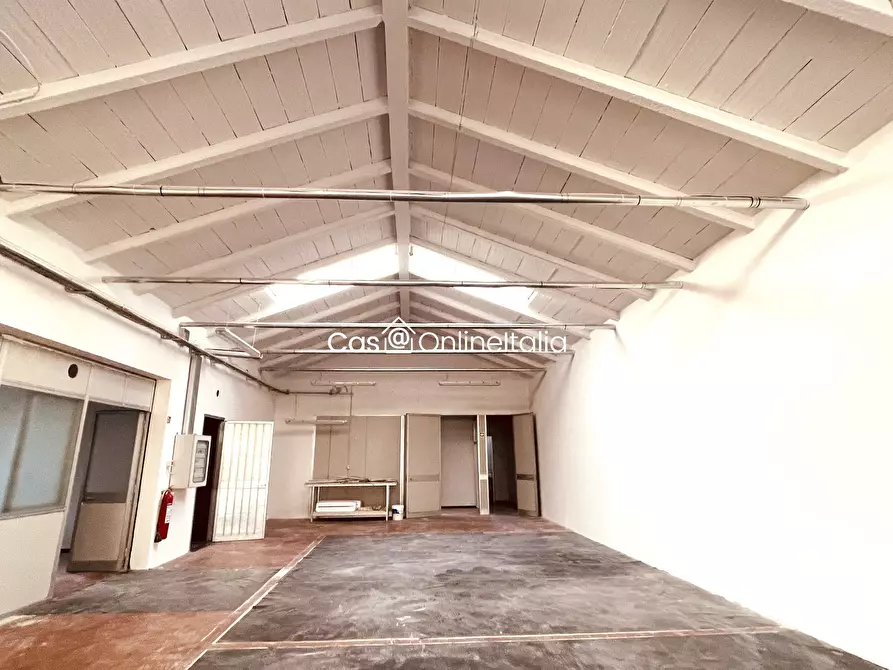 Immagine 12 di Capannone industriale in vendita  in Via della Cooperazione 25 a Vaiano