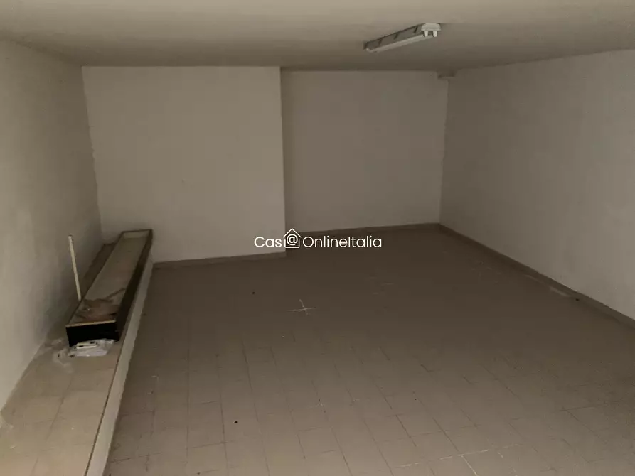 Immagine 14 di Negozio in vendita  in Via Romeo Gallenga 6 a Perugia