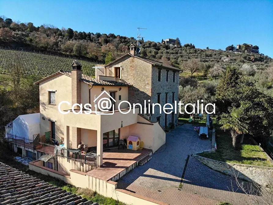 Immagine 6 di Casa bifamiliare in vendita  in Via Dell'Anguillara 13 a Magione