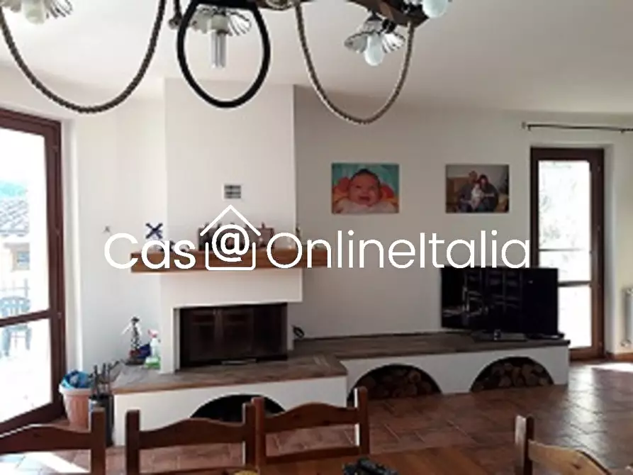 Immagine 11 di Casa bifamiliare in vendita  in Via Dell'Anguillara 13 a Magione