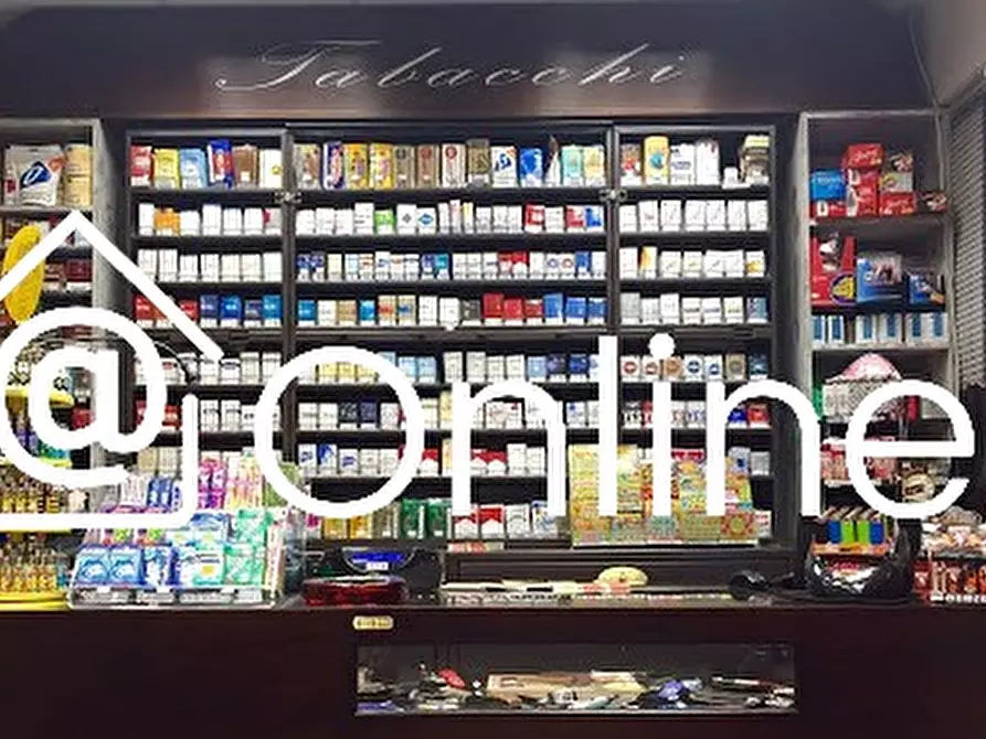 Immagine 12 di Attività commerciale in vendita  in Via di Scandicci 1 a Scandicci