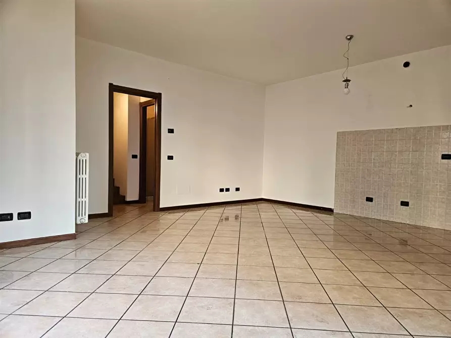 Appartamento in vendita in Via San Benedetto 43 a Seregno