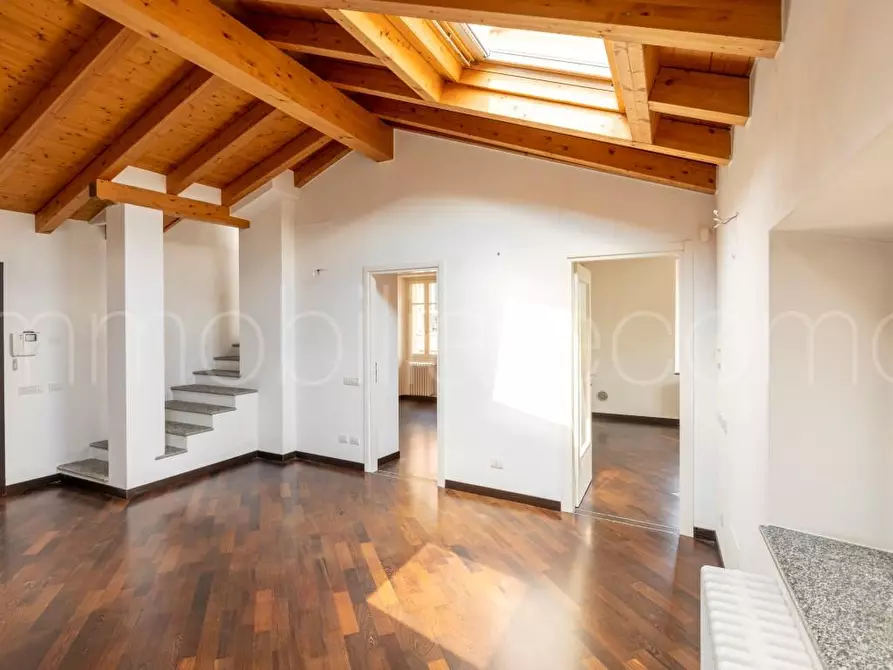 Appartamento in vendita in Via Bellinzona a Como