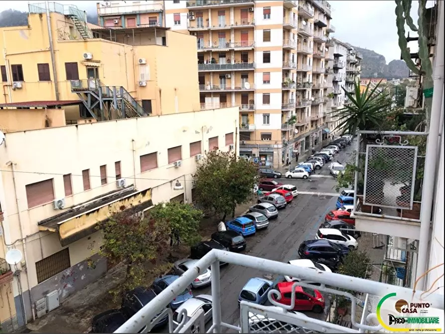 Appartamento in vendita in via la marmora a Palermo