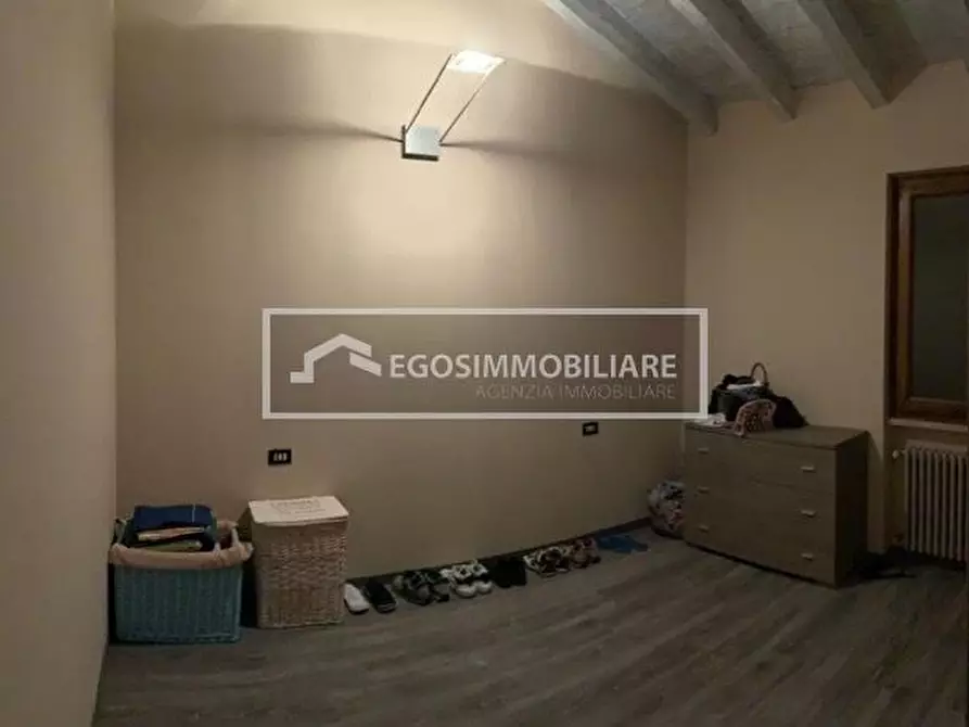 Appartamento in vendita in Via Dossi 3 a Moniga Del Garda