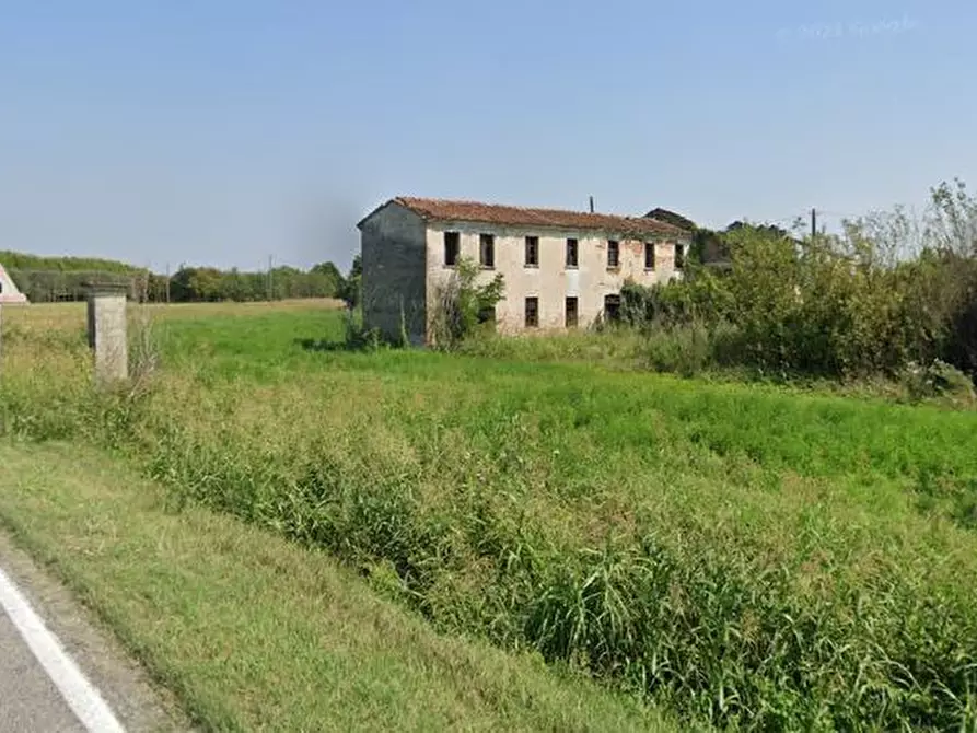 Terreno agricolo in vendita in Via Vittorio Veneto a Castellucchio