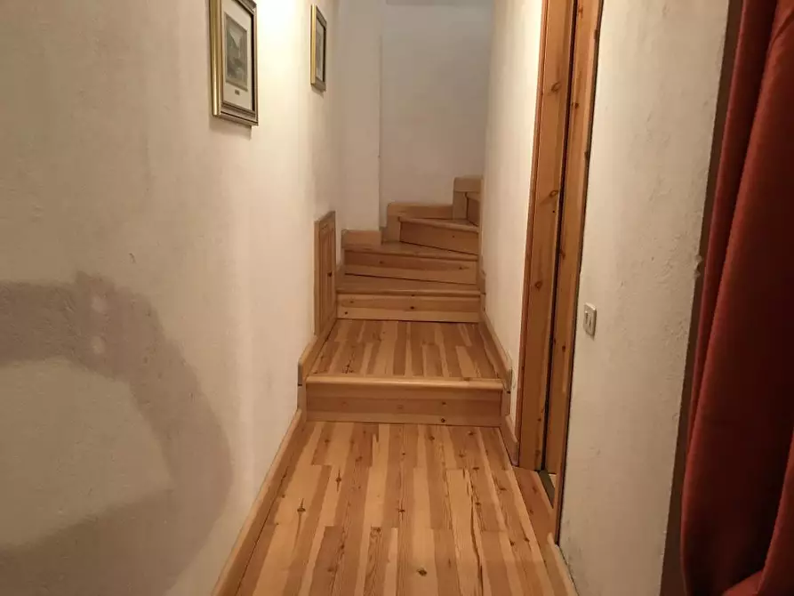 Immagine 3 di Appartamento in affitto  in Via IV Novembre 25 a Cesana Torinese