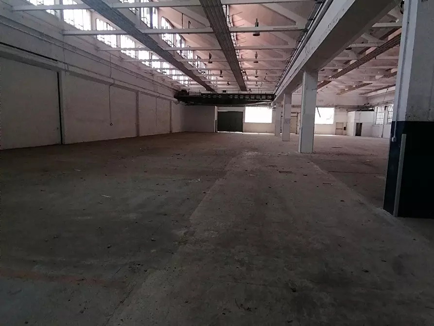 Immagine 9 di Capannone industriale in affitto  in corso Unione Sovietica 455 a Torino