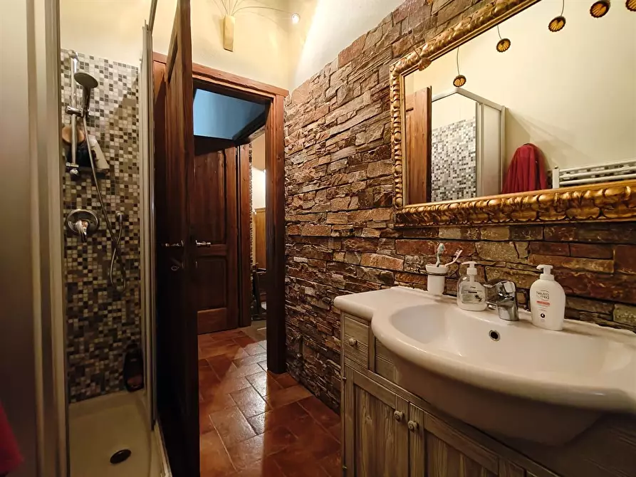 Immagine 9 di Villa in vendita  in via Vercellino a Oulx