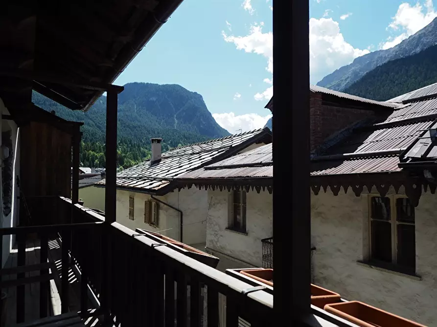 Immagine 5 di Appartamento in vendita  in Via Alliaud 26 a Cesana Torinese