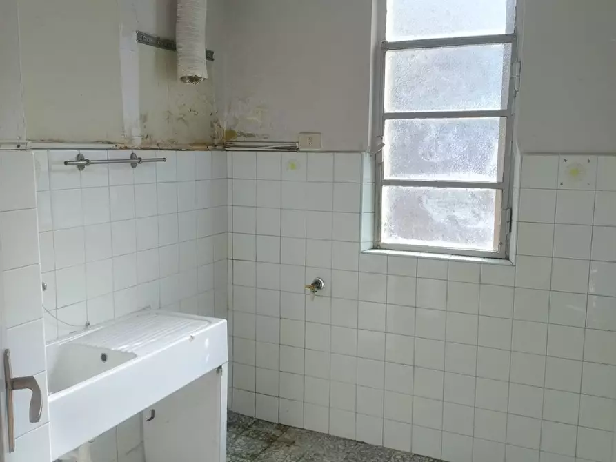 Immagine 6 di Appartamento in vendita  in via Principessa Clotilde a Torino