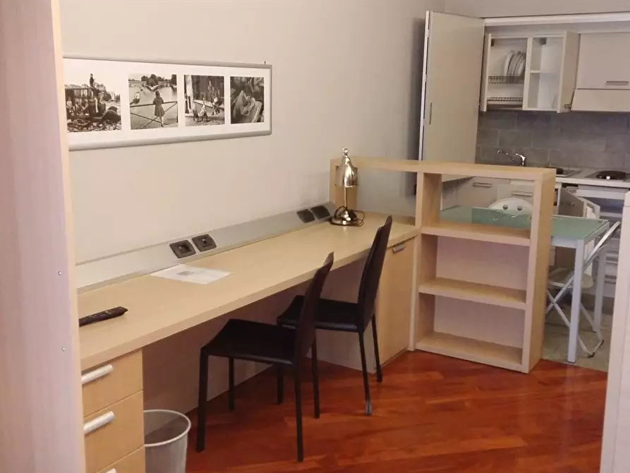 Immagine 3 di Appartamento in vendita  in via Madama Cristina a Torino