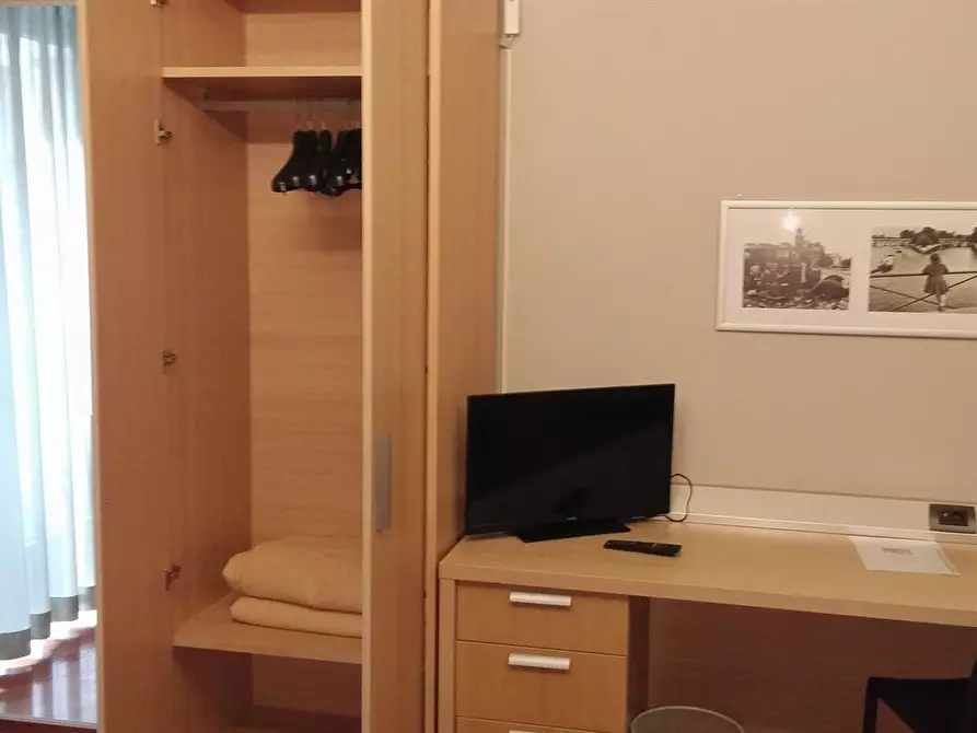 Immagine 2 di Appartamento in vendita  in via Madama Cristina a Torino