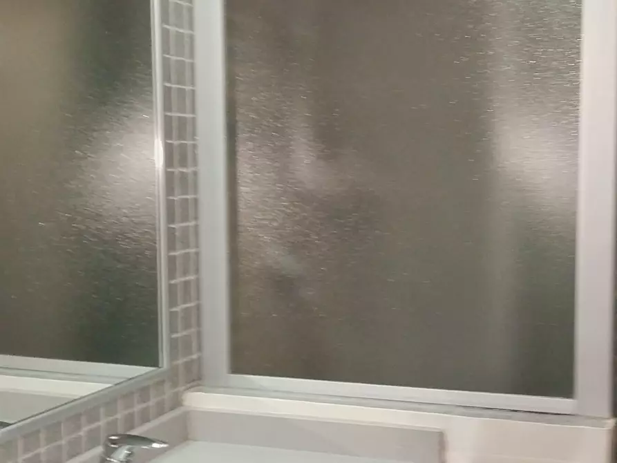 Immagine 6 di Appartamento in vendita  in via Madama Cristina a Torino