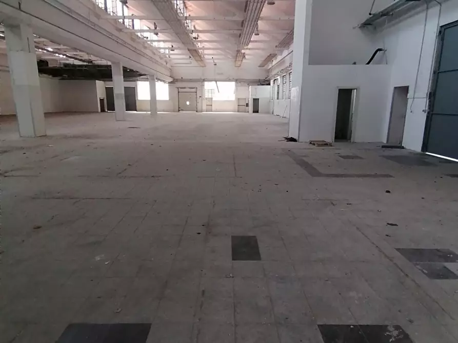 Immagine 1 di Capannone industriale in affitto  in corso Unione Sovietica 455 a Torino