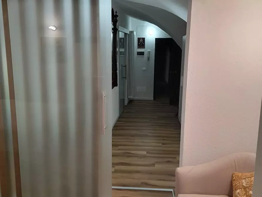 Immagine 3 di Appartamento in affitto  in via Roma a Cesana Torinese