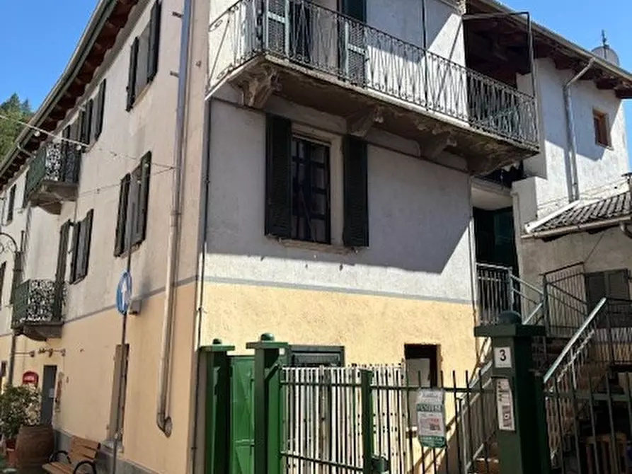 Immagine 3 di Appartamento in vendita  in VIA ROLLAND FAURE 3 a Oulx